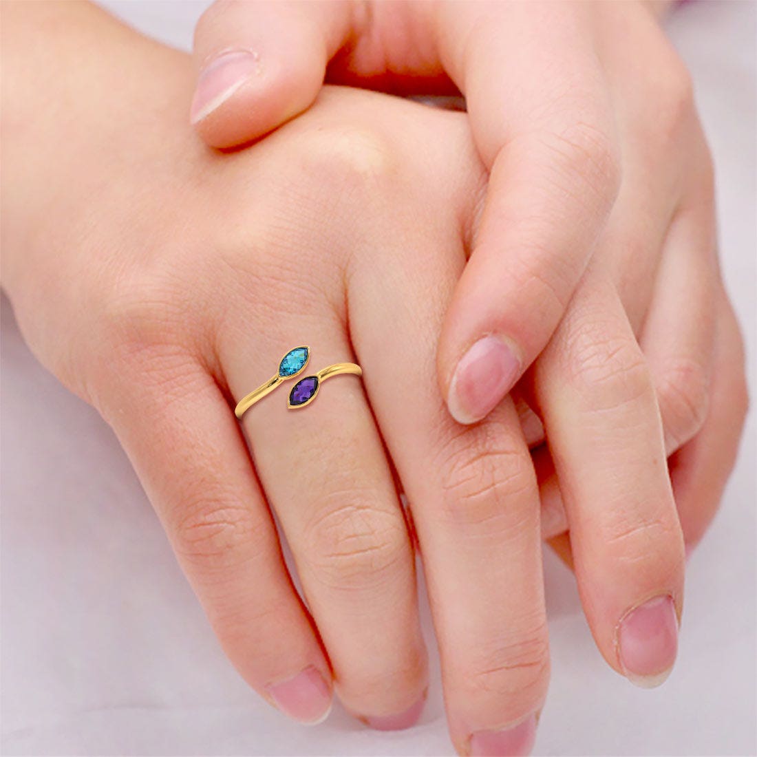 Mauve TnT Gold And Gemstone Ring