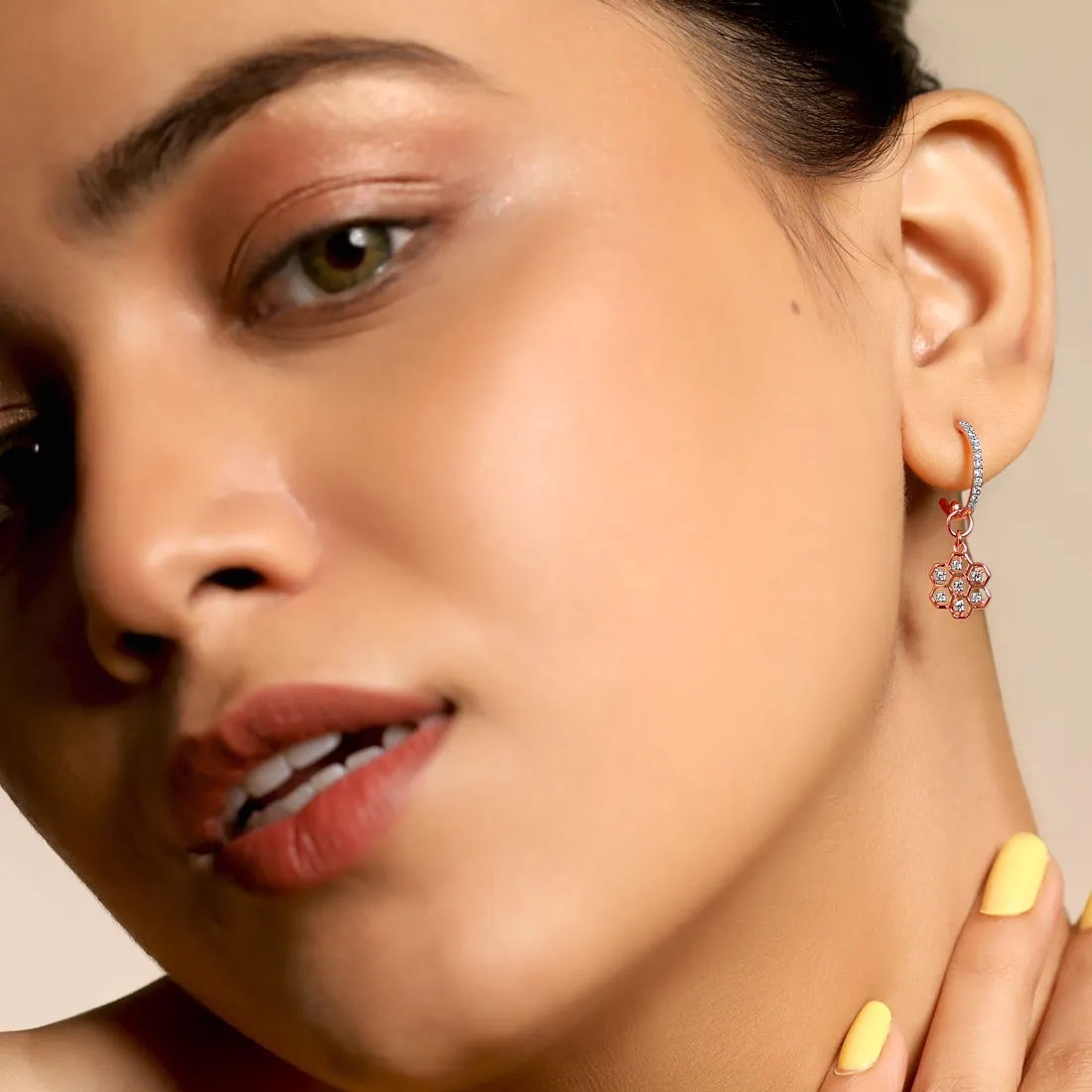 Mismatch Bee Diamond Earrings