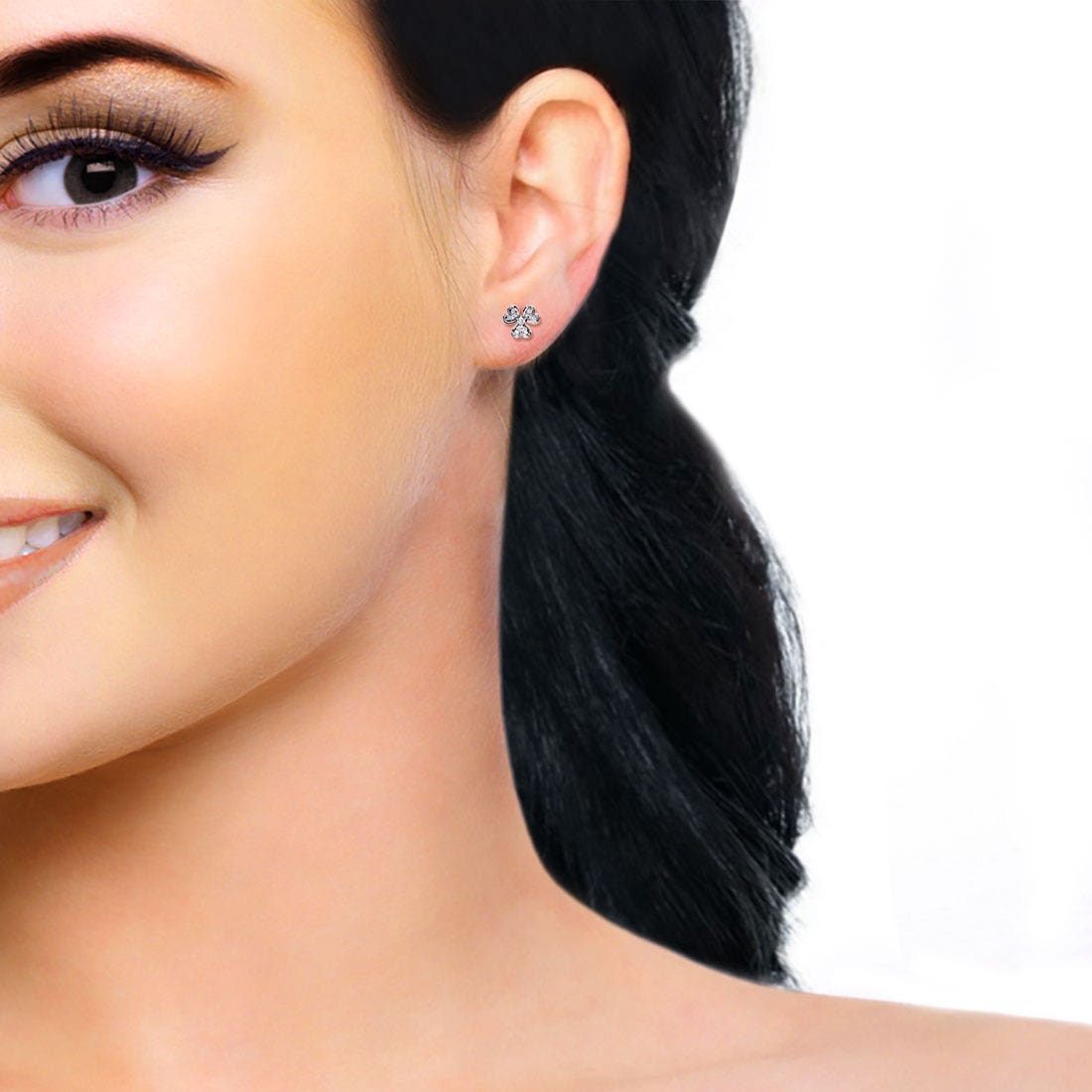 Hanvika Diamond Earrings