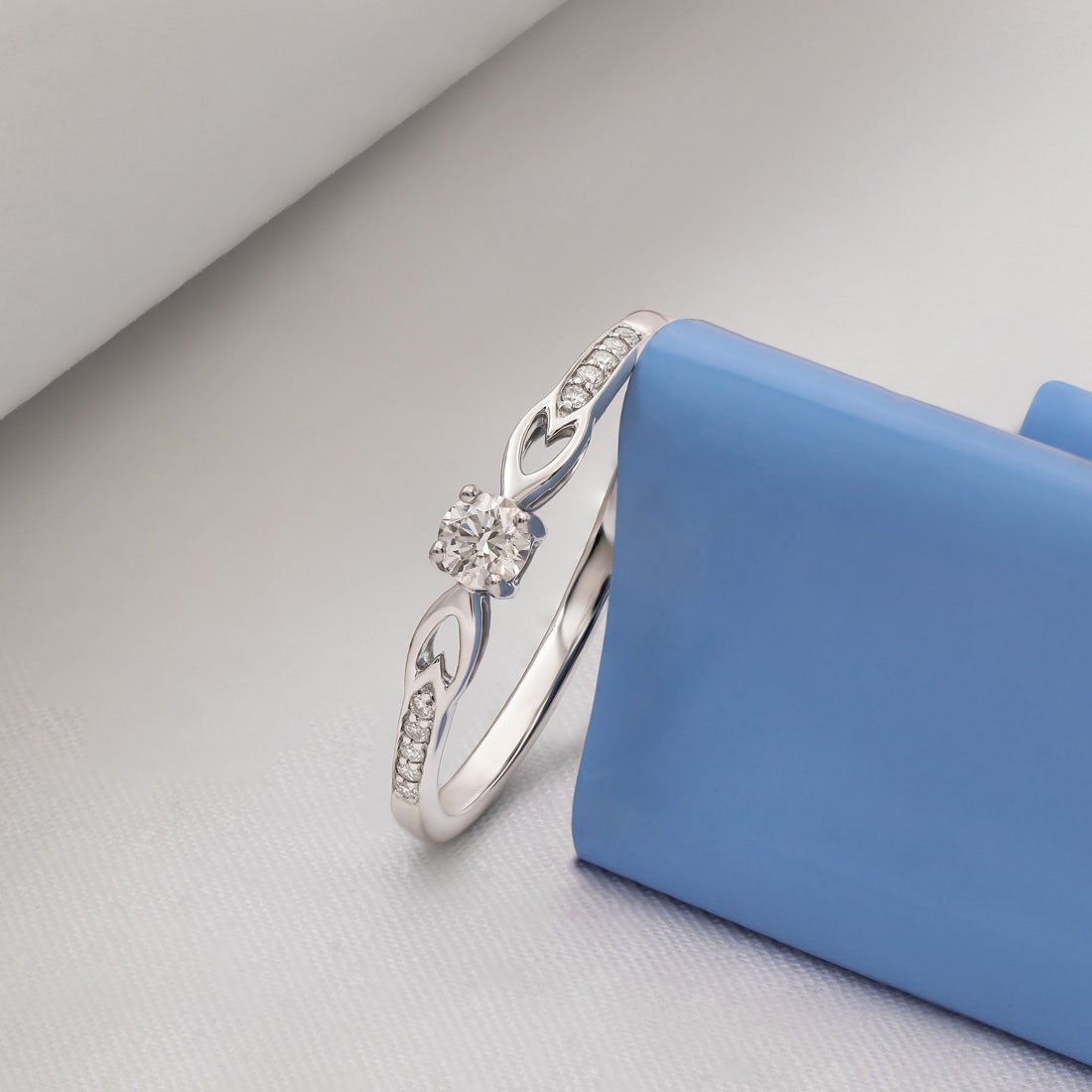 Aspyn Platinum Solitaire Ring