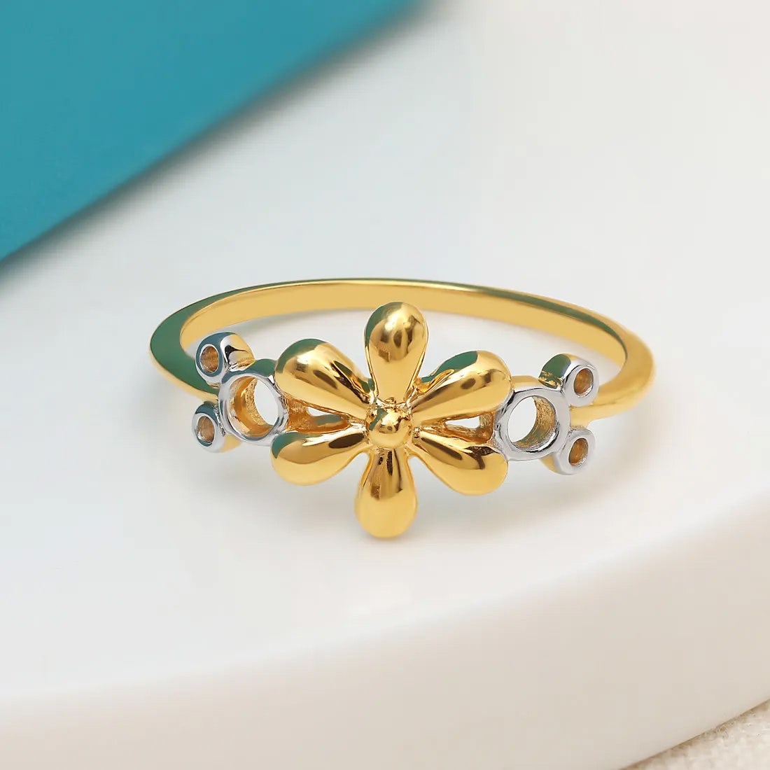 Naveena Gold Ring