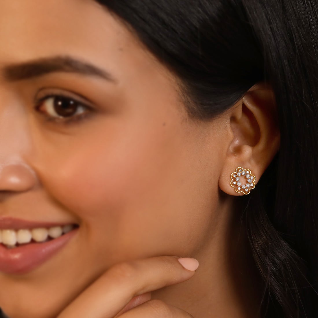 Sunlit Serenade Diamond Stud Earrings