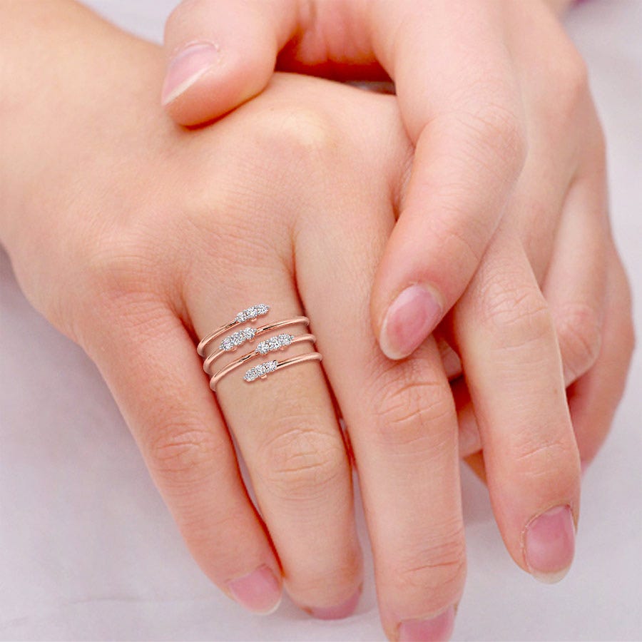 Sprial Diamond Ring