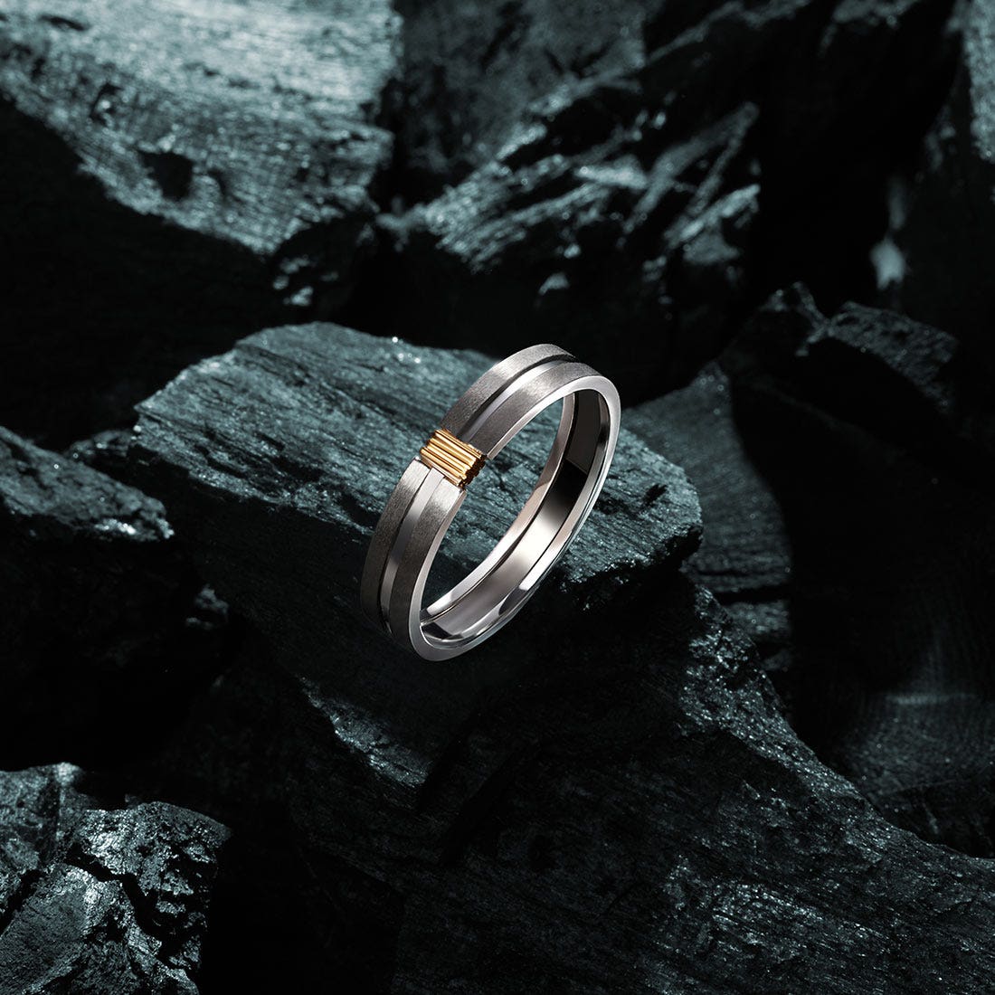 Artistic Platinum Ring For Men