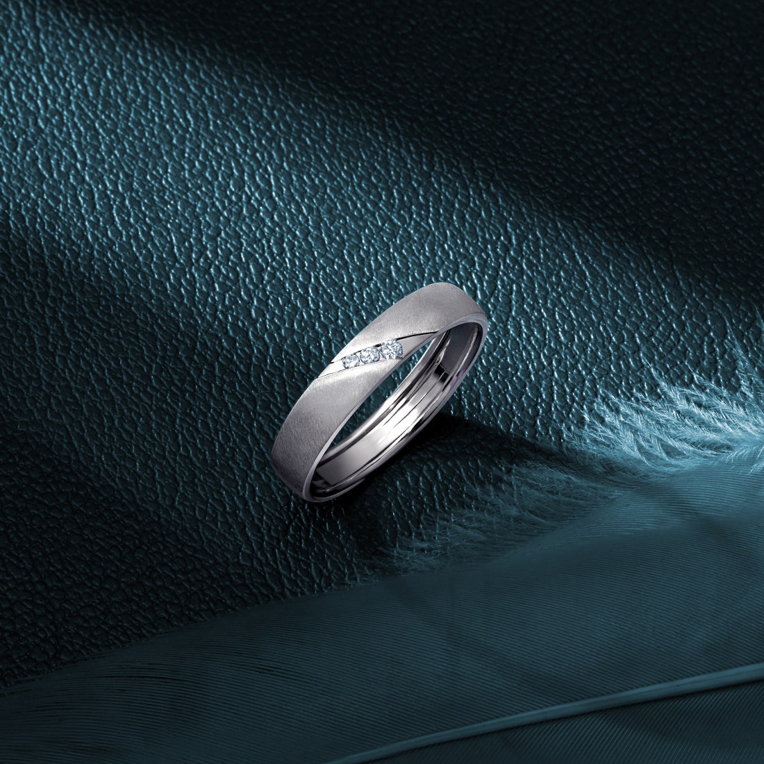 Ethereal Platinum And Diamond Ring For Men