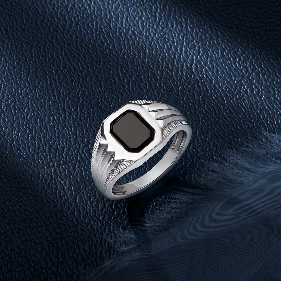 Lewis Platinum Ring