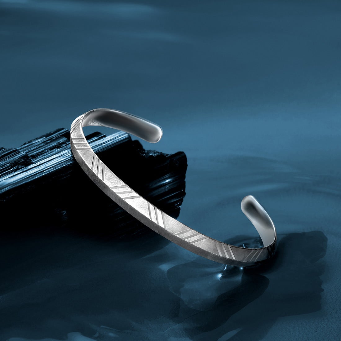 Smith Platinum Kada