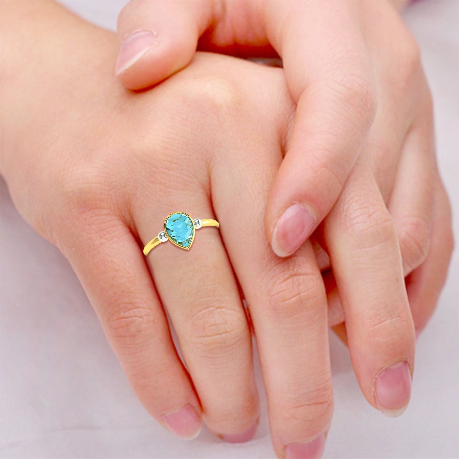 Ice Blue TnT Gold And Gemstone Ring