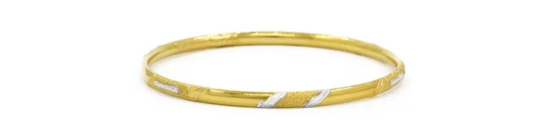 Barisha kyra gold bangle